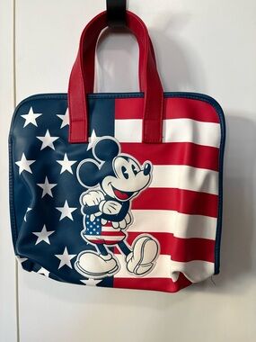Disneyland Paris Mickey Mouse Toiletry Bag - Red, White & Blue